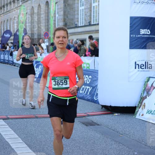 01.09.2024 - BARMER Alsterlauf Strokosch-Dieckow http://msf.ph/oto/6891592 01.09.2024 10:15:54 Ziel 2065, 2636, 3309, 3659, 4990, 8052 meine-sportfotos.de