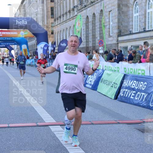 01.09.2024 - BARMER Alsterlauf Strokosch-Dieckow http://msf.ph/oto/6891602 01.09.2024 10:15:58 Ziel 2065, 4990, 8052, 8378 meine-sportfotos.de