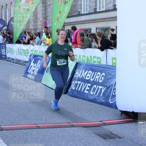 01.09.2024 - BARMER Alsterlauf Strokosch-Dieckow http://msf.ph/oto/6891603 01.09.2024 10:26:36 Ziel 3544, 3765, 5115 meine-sportfotos.de