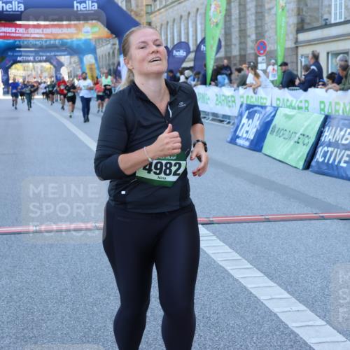 01.09.2024 - BARMER Alsterlauf Strokosch-Dieckow http://msf.ph/oto/6891621 01.09.2024 10:16:12 Ziel 2269, 3506, 3674, 4905, 4982 meine-sportfotos.de