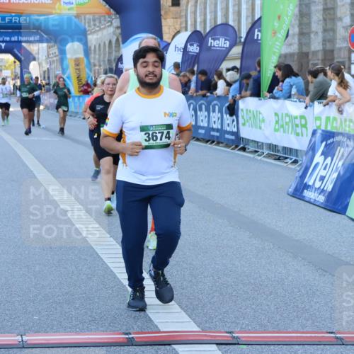 01.09.2024 - BARMER Alsterlauf Strokosch-Dieckow http://msf.ph/oto/6891623 01.09.2024 10:16:19 Ziel 2537, 2576, 2749, 3506, 3643, 3674, 3826, 4639, 4905 meine-sportfotos.de