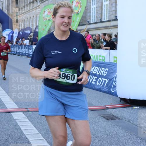 01.09.2024 - BARMER Alsterlauf Strokosch-Dieckow http://msf.ph/oto/6891709 01.09.2024 10:27:14 Ziel 3761, 4091, 4960, 5056, 8191, 8192 meine-sportfotos.de