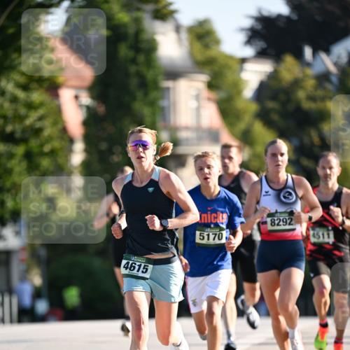 01.09.2024 - BARMER Alsterlauf Dr. Thomas Lammeyer http://msf.ph/oto/6891760 01.09.2024 09:22:41 Laufen 4615, 8292, 5170, 4511 meine-sportfotos.de
