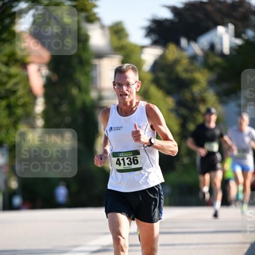01.09.2024 - BARMER Alsterlauf Dr. Thomas Lammeyer http://msf.ph/oto/6891802 01.09.2024 09:22:49 Laufen 35, 4136 meine-sportfotos.de