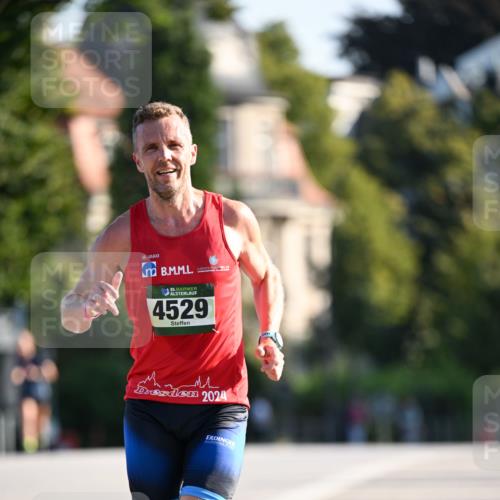 01.09.2024 - BARMER Alsterlauf Dr. Thomas Lammeyer http://msf.ph/oto/6891969 01.09.2024 09:23:22 Laufen 35, 4529, 2024 meine-sportfotos.de