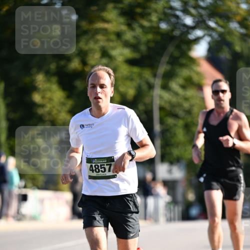 01.09.2024 - BARMER Alsterlauf Dr. Thomas Lammeyer http://msf.ph/oto/6892095 01.09.2024 09:23:48 Laufen 35, 4857 meine-sportfotos.de