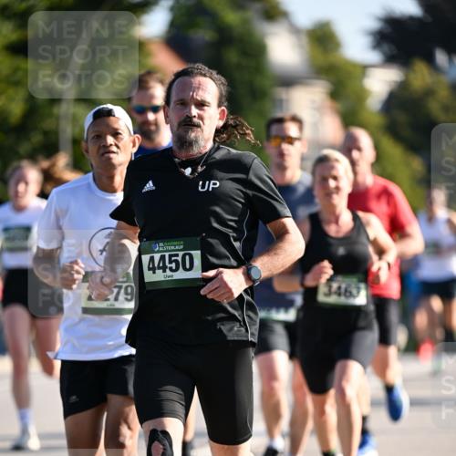 01.09.2024 - BARMER Alsterlauf Dr. Thomas Lammeyer http://msf.ph/oto/6892356 01.09.2024 09:24:35 Laufen 79, 135, 4450, 3463 meine-sportfotos.de
