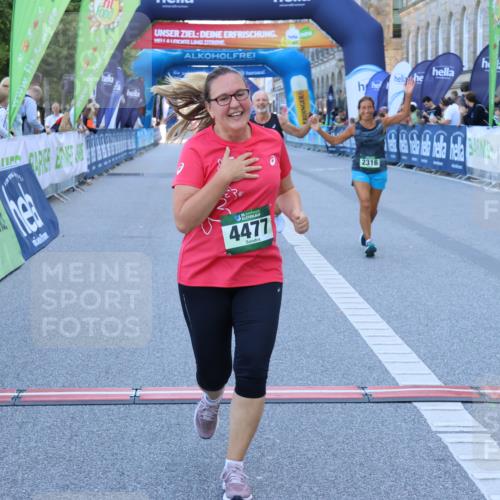 01.09.2024 - BARMER Alsterlauf Strokosch-Dieckow http://msf.ph/oto/6892383 01.09.2024 10:28:01 Ziel 2316, 4461, 4477, 4696 meine-sportfotos.de