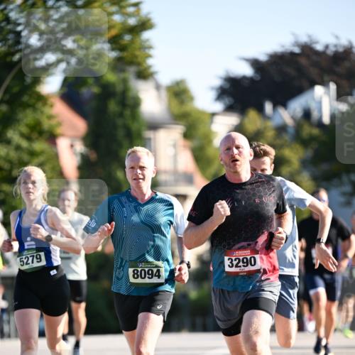 01.09.2024 - BARMER Alsterlauf Dr. Thomas Lammeyer http://msf.ph/oto/6892603 01.09.2024 09:25:15 Laufen 5279, 8094, 135, 3290 meine-sportfotos.de