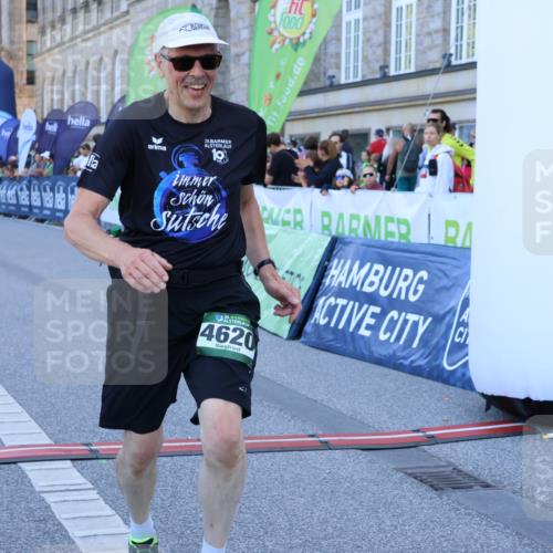 01.09.2024 - BARMER Alsterlauf Strokosch-Dieckow http://msf.ph/oto/6892642 01.09.2024 10:28:30 Ziel 4620, 4917 meine-sportfotos.de