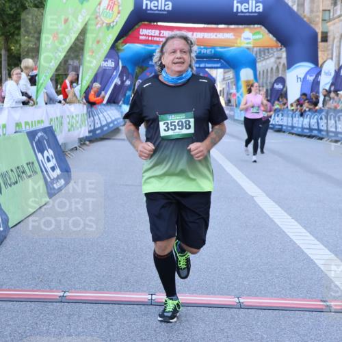 01.09.2024 - BARMER Alsterlauf Strokosch-Dieckow http://msf.ph/oto/6892776 01.09.2024 10:28:49 Ziel 2031, 2780, 2928, 2929, 3589, 3598 meine-sportfotos.de