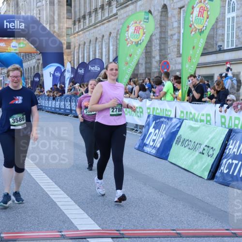 01.09.2024 - BARMER Alsterlauf Strokosch-Dieckow http://msf.ph/oto/6892827 01.09.2024 10:28:54 Ziel 2031, 2780, 2928, 2929, 3589 meine-sportfotos.de