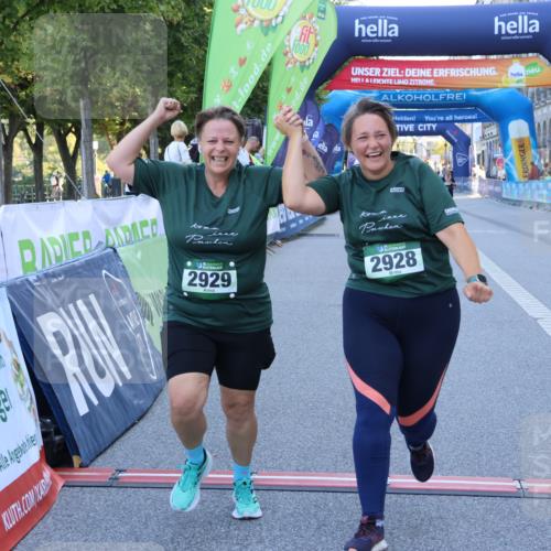 01.09.2024 - BARMER Alsterlauf Strokosch-Dieckow http://msf.ph/oto/6892939 01.09.2024 10:28:59 Ziel 2031, 2928, 2929 meine-sportfotos.de