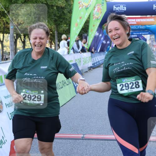 01.09.2024 - BARMER Alsterlauf Strokosch-Dieckow http://msf.ph/oto/6892956 01.09.2024 10:28:59 Ziel 2031, 2928, 2929 meine-sportfotos.de