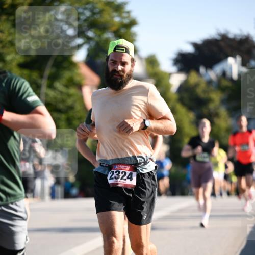 01.09.2024 - BARMER Alsterlauf Dr. Thomas Lammeyer http://msf.ph/oto/6893043 01.09.2024 09:26:29 Laufen 35, 2324 meine-sportfotos.de