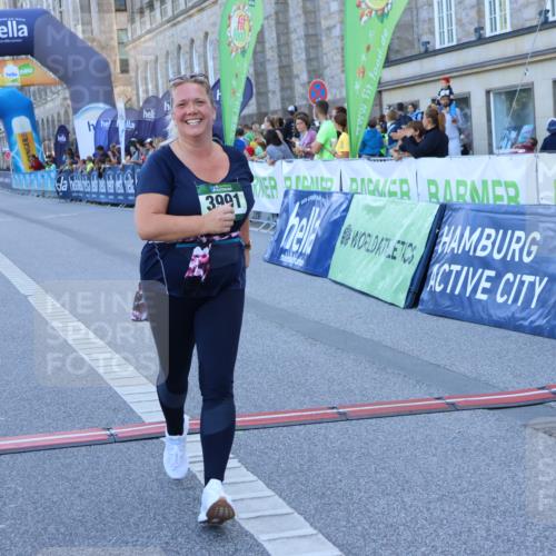 01.09.2024 - BARMER Alsterlauf Strokosch-Dieckow http://msf.ph/oto/6893075 01.09.2024 10:29:19 Ziel 2048, 3991, 4317, 4318 meine-sportfotos.de