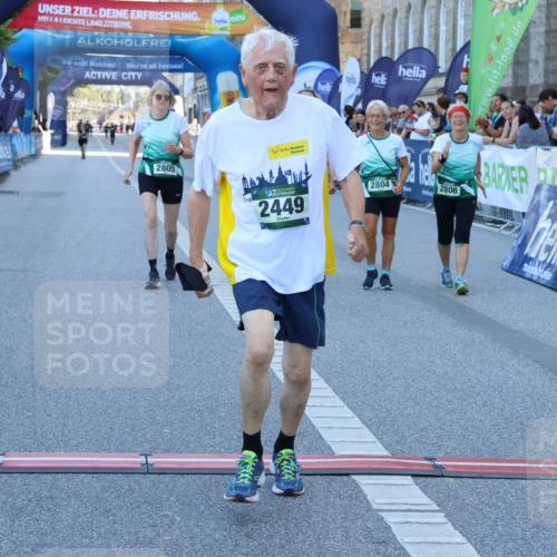 01.09.2024 - BARMER Alsterlauf Strokosch-Dieckow http://msf.ph/oto/6893222 01.09.2024 10:29:55 Ziel 2449, 2804, 2805, 2806, 2807, 2812, 3792 meine-sportfotos.de