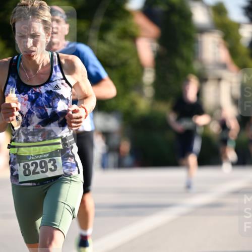 01.09.2024 - BARMER Alsterlauf Dr. Thomas Lammeyer http://msf.ph/oto/6893264 01.09.2024 09:27:02 Laufen 8293 meine-sportfotos.de