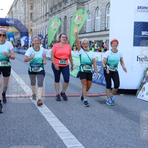 01.09.2024 - BARMER Alsterlauf Strokosch-Dieckow http://msf.ph/oto/6893307 01.09.2024 10:29:59 Ziel 2804, 2805, 2806, 2807, 2812 meine-sportfotos.de