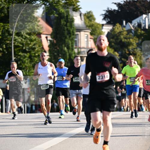 01.09.2024 - BARMER Alsterlauf Dr. Thomas Lammeyer http://msf.ph/oto/6893392 01.09.2024 09:27:25 Laufen 2469, 4324, 345, 2314, 316, 5002, 827 meine-sportfotos.de
