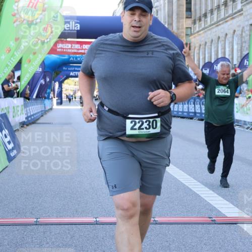 01.09.2024 - BARMER Alsterlauf Strokosch-Dieckow http://msf.ph/oto/6893481 01.09.2024 10:30:40 Ziel 2064, 2230 meine-sportfotos.de