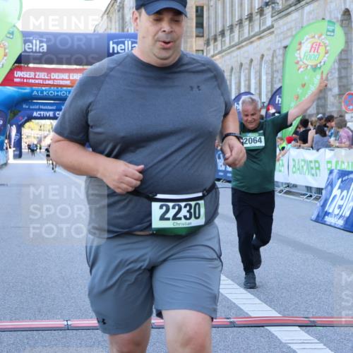 01.09.2024 - BARMER Alsterlauf Strokosch-Dieckow http://msf.ph/oto/6893493 01.09.2024 10:30:41 Ziel 2064, 2230 meine-sportfotos.de