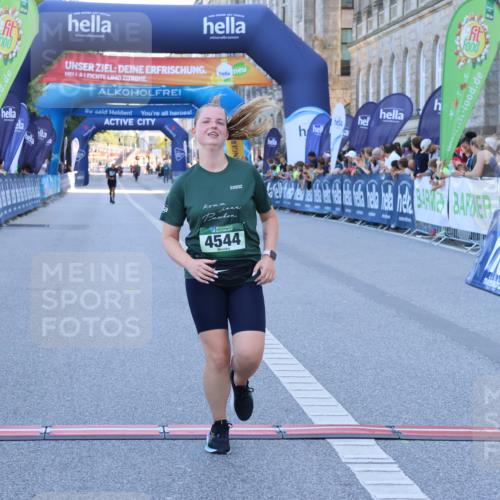 01.09.2024 - BARMER Alsterlauf Strokosch-Dieckow http://msf.ph/oto/6894123 01.09.2024 10:33:06 Ziel 4544 meine-sportfotos.de