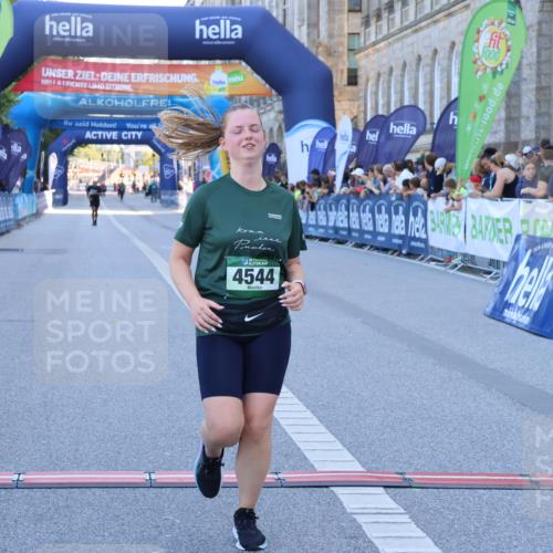 01.09.2024 - BARMER Alsterlauf Strokosch-Dieckow http://msf.ph/oto/6894133 01.09.2024 10:33:07 Ziel 4544 meine-sportfotos.de