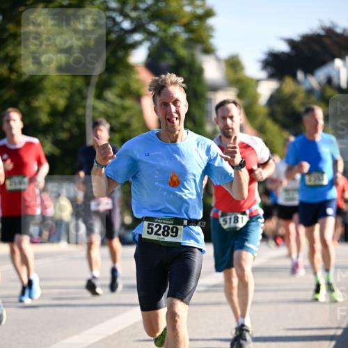 01.09.2024 - BARMER Alsterlauf Dr. Thomas Lammeyer http://msf.ph/oto/6894217 01.09.2024 09:29:51 Laufen 5289, 5181 meine-sportfotos.de