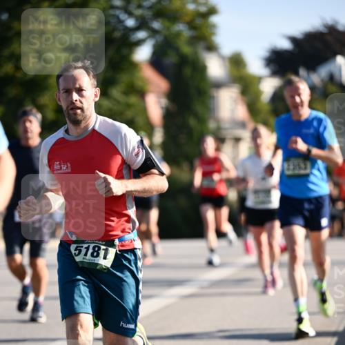 01.09.2024 - BARMER Alsterlauf Dr. Thomas Lammeyer http://msf.ph/oto/6894225 01.09.2024 09:29:53 Laufen 5181 meine-sportfotos.de
