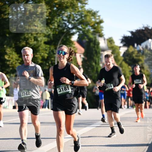 01.09.2024 - BARMER Alsterlauf Dr. Thomas Lammeyer http://msf.ph/oto/6894691 01.09.2024 09:31:07 Laufen 2742, 3181, 616, 2545 meine-sportfotos.de