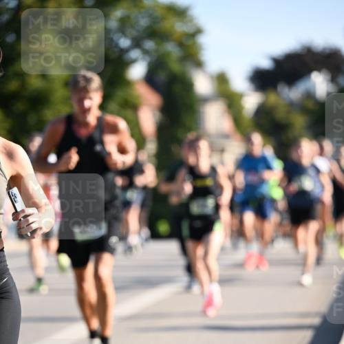 01.09.2024 - BARMER Alsterlauf Dr. Thomas Lammeyer http://msf.ph/oto/6894766 01.09.2024 09:31:18 Laufen  meine-sportfotos.de