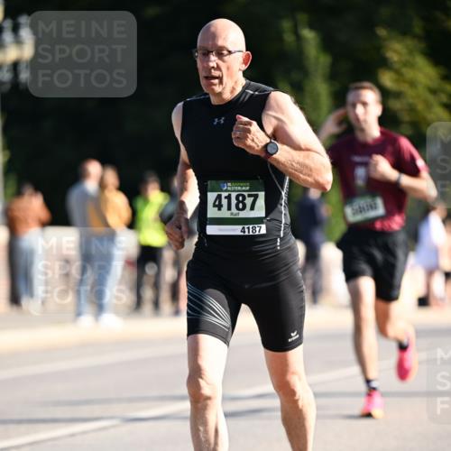 01.09.2024 - BARMER Alsterlauf Dr. Thomas Lammeyer http://msf.ph/oto/6895040 01.09.2024 09:32:00 Laufen 35, 4187, 4187 meine-sportfotos.de