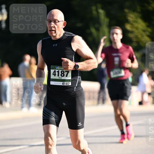 01.09.2024 - BARMER Alsterlauf Dr. Thomas Lammeyer http://msf.ph/oto/6895041 01.09.2024 09:32:00 Laufen 35, 4187, 4187 meine-sportfotos.de