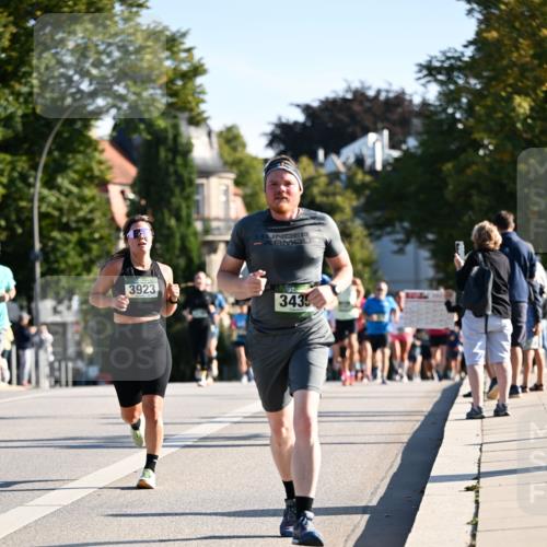 01.09.2024 - BARMER Alsterlauf Dr. Thomas Lammeyer http://msf.ph/oto/6895068 01.09.2024 09:32:06 Laufen 3923, 3435 meine-sportfotos.de