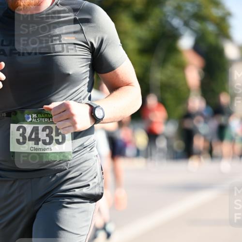 01.09.2024 - BARMER Alsterlauf Dr. Thomas Lammeyer http://msf.ph/oto/6895090 01.09.2024 09:32:08 Laufen 35, 3435 meine-sportfotos.de