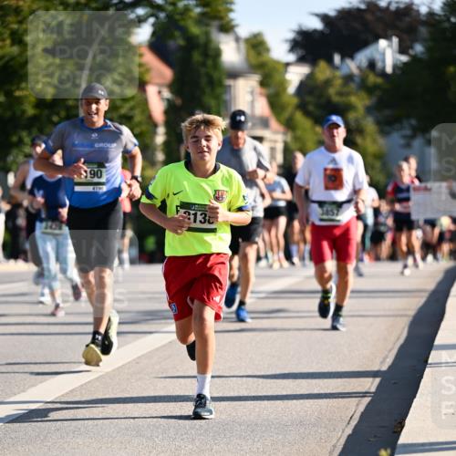 01.09.2024 - BARMER Alsterlauf Dr. Thomas Lammeyer http://msf.ph/oto/6895305 01.09.2024 09:32:37 Laufen 90, 13, 3857 meine-sportfotos.de