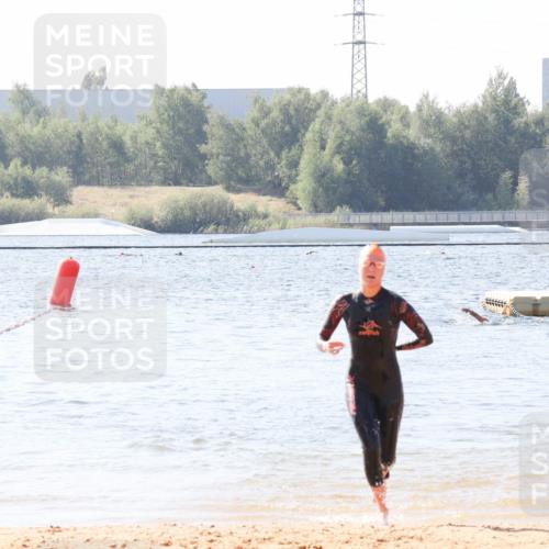 01.09.2024 - 17. Tribühne Triathlon Luisa Fischer http://msf.ph/oto/6895442 01.09.2024 11:13:53 Schwimmen 542 meine-sportfotos.de