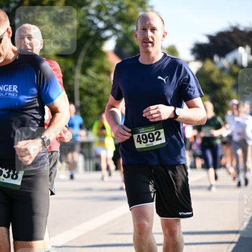 01.09.2024 - BARMER Alsterlauf Dr. Thomas Lammeyer http://msf.ph/oto/6895541 01.09.2024 09:33:03 Laufen 538, 35, 4992 meine-sportfotos.de