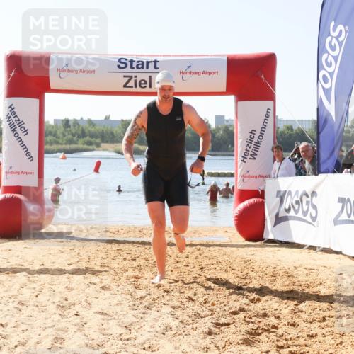 01.09.2024 - 17. Tribühne Triathlon Luisa Fischer http://msf.ph/oto/6896813 01.09.2024 11:26:18 Schwimmen 529 meine-sportfotos.de
