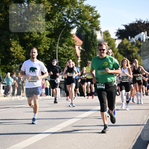01.09.2024 - BARMER Alsterlauf Dr. Thomas Lammeyer http://msf.ph/oto/6896898 01.09.2024 09:35:15 Laufen 2605, 3718, 8054, 4106, 4106, 4024 meine-sportfotos.de