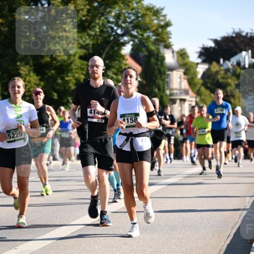 01.09.2024 - BARMER Alsterlauf Dr. Thomas Lammeyer http://msf.ph/oto/6897478 01.09.2024 09:35:43 Laufen 5225, 4145, 4149, 4158 meine-sportfotos.de