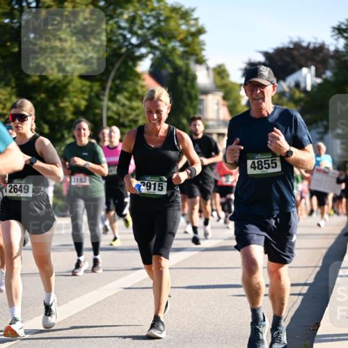 01.09.2024 - BARMER Alsterlauf Dr. Thomas Lammeyer http://msf.ph/oto/6897644 01.09.2024 09:35:52 Laufen 2649, 3182, 2915, 4855 meine-sportfotos.de