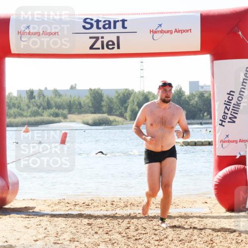 01.09.2024 - 17. Tribühne Triathlon Luisa Fischer http://msf.ph/oto/6897707 01.09.2024 11:42:11 Schwimmen 623 meine-sportfotos.de
