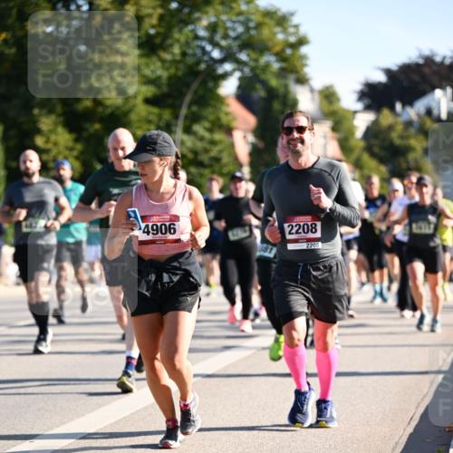01.09.2024 - BARMER Alsterlauf Dr. Thomas Lammeyer http://msf.ph/oto/6898018 01.09.2024 09:36:11 Laufen 4906, 2208, 2208 meine-sportfotos.de