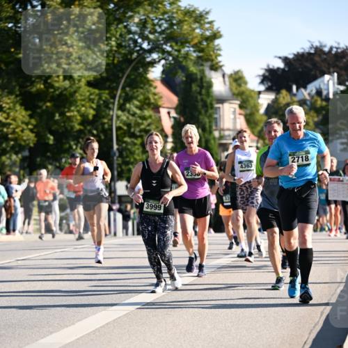 01.09.2024 - BARMER Alsterlauf Dr. Thomas Lammeyer http://msf.ph/oto/6898548 01.09.2024 09:36:39 Laufen 3999, 2350, 4363, 732, 2718 meine-sportfotos.de