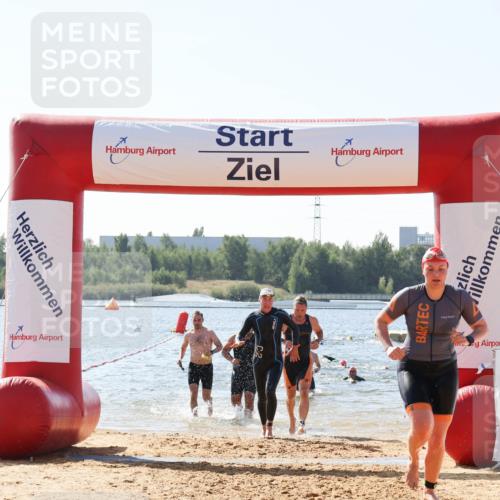 01.09.2024 - 17. Tribühne Triathlon Luisa Fischer http://msf.ph/oto/6899000 01.09.2024 11:45:51 Schwimmen 565, 573, 598, 600, 609, 611, 620, 654, 663, 675, 713 meine-sportfotos.de
