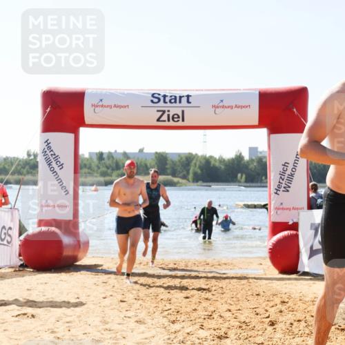 01.09.2024 - 17. Tribühne Triathlon Luisa Fischer http://msf.ph/oto/6899060 01.09.2024 11:46:00 Schwimmen 565, 600, 645, 654, 663, 675, 690, 691 meine-sportfotos.de
