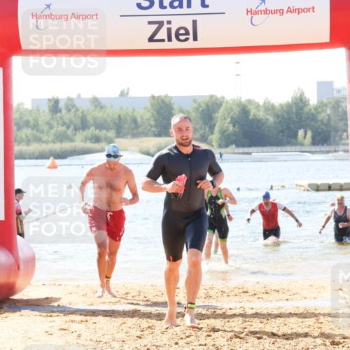 01.09.2024 - 17. Tribühne Triathlon Luisa Fischer http://msf.ph/oto/6899360 01.09.2024 11:46:50 Schwimmen 590, 599, 637, 638, 665, 667, 683 meine-sportfotos.de