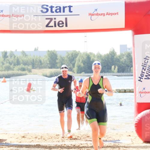 01.09.2024 - 17. Tribühne Triathlon Luisa Fischer http://msf.ph/oto/6899390 01.09.2024 11:46:55 Schwimmen 599, 637, 638, 665, 667, 683, 696 meine-sportfotos.de